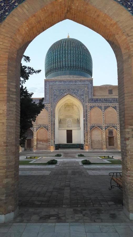 Nozisayyoh Hotel Buchara Buitenkant foto